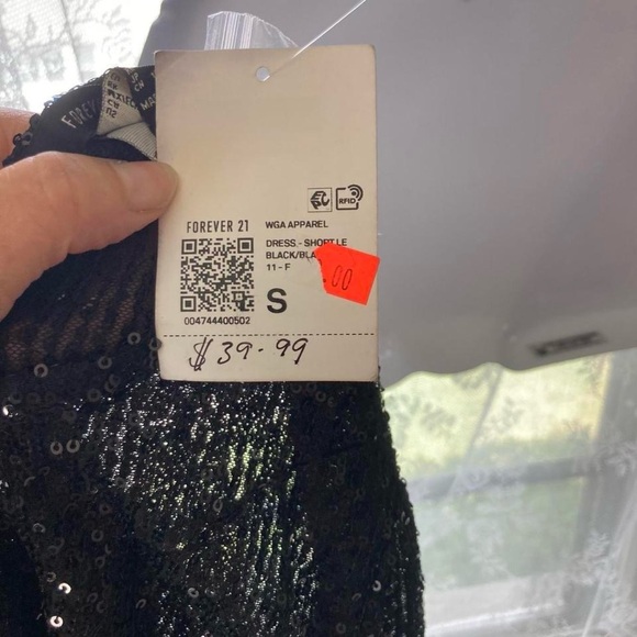 Elegant Black Sequin Dress with long sleeves Forever 21 S NWT - Picture 4 of 5